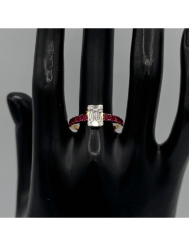 Anello in oro bianco o rosa...