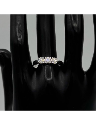 Trilogy in oro bianco e...