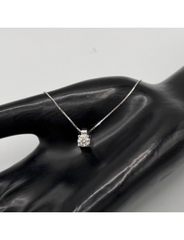 Girocollino in oro bianco...