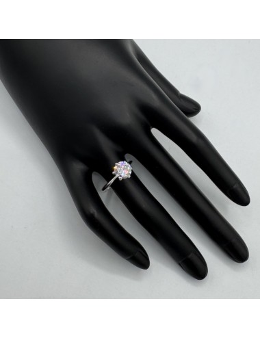 Solitario in oro bianco con...