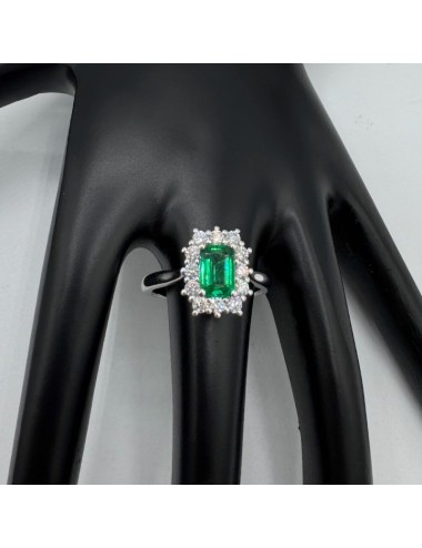 Anello in oro bianco con...