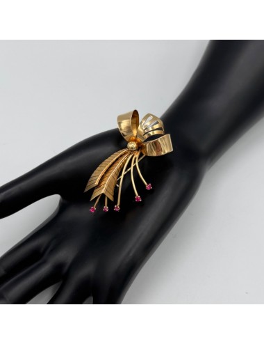 Spilla in oro giallo e Rubini