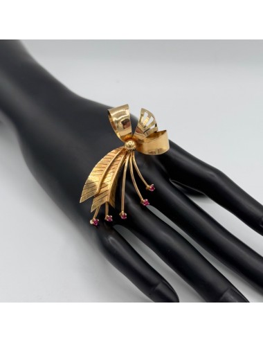 Spilla in oro giallo e Rubini