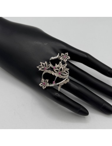 Spilla in oro bianco e Rubini