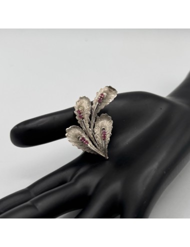 Spilla in oro bianco e Rubini