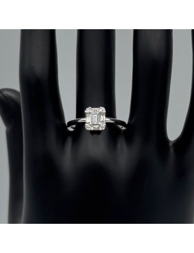 Anello in oro bianco e...