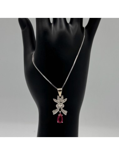 Girocollino vintage in oro...