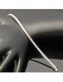 Bracciale tennis in oro bianco e brillanti