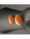 Orecchini in oro giallo con corallo