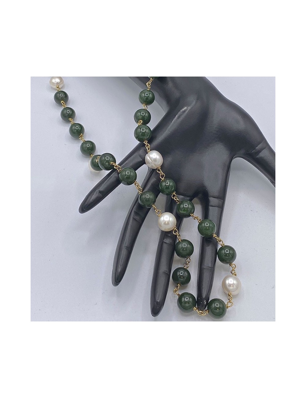 Colana lunga con Giada e Perle